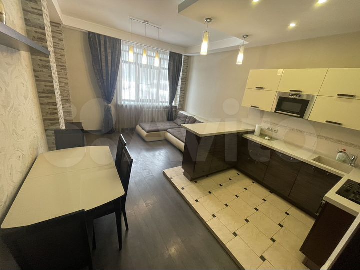 2-к. квартира, 73 м², 2/9 эт.