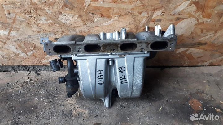 Коллектор впускной Opel Astra H TwinTop 2004-2014