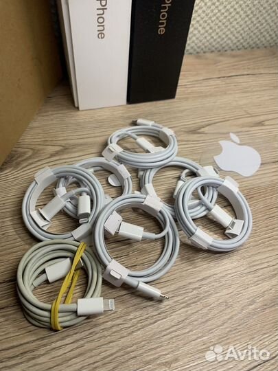 Зарядка для iPhone