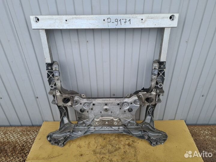 Подрамник передний Infiniti M25 Q70 Y51