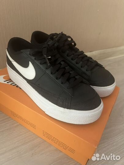 Кроссовки nike