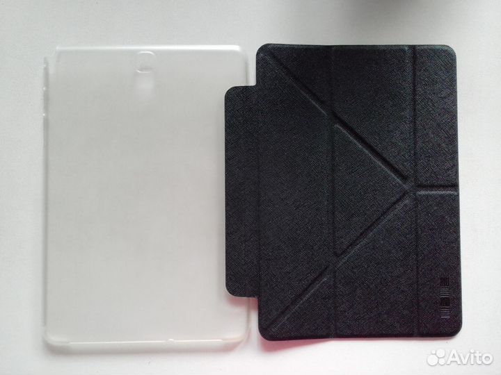 Чехол для Samsung GalTabA Plus9.7, новый в уп