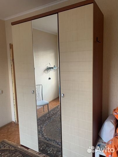 Шкаф распашной