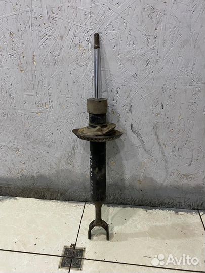 Стойка (амортизатор) передняя audi А6 С5