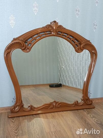 Два зеркала в раме настенное / настольное Доставка