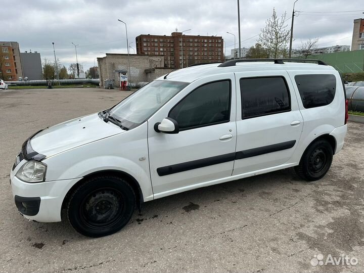 LADA Largus 1.6 МТ, 2017, 320 000 км