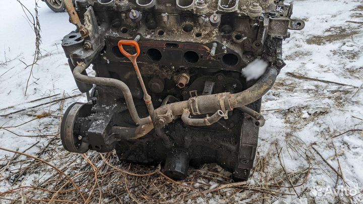 Двигатель Honda fit 2002год