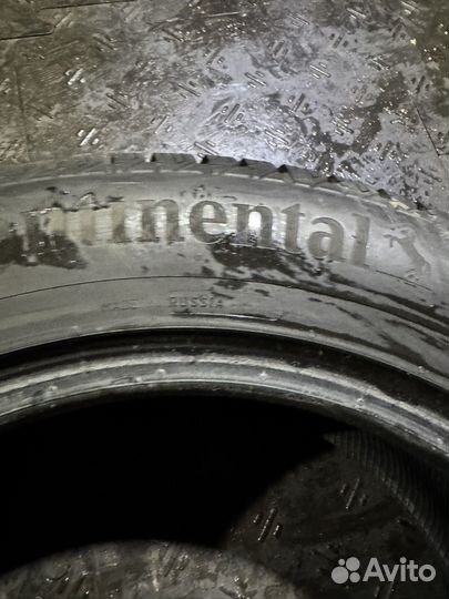 Continental ContiVikingContact 7 225/60 R18 104T