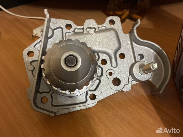 Помпа dolz logan 1 1.6