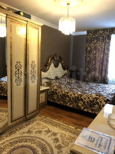 3-к. квартира, 80 м², 2/5 эт.