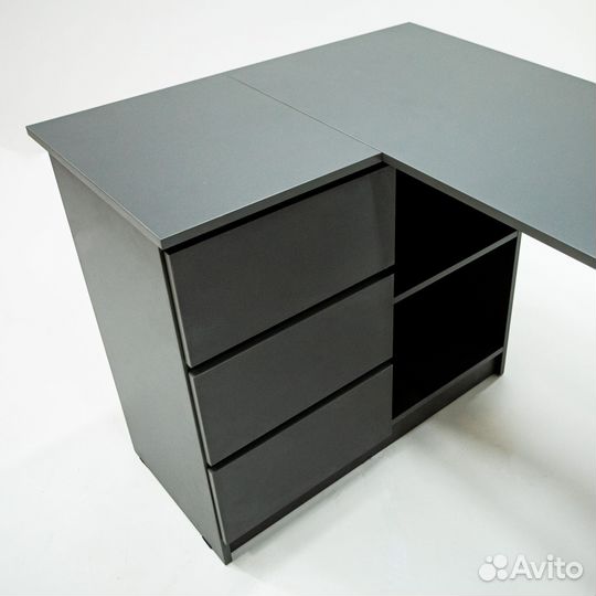 Стол угловой письменный в скандинавском стиле