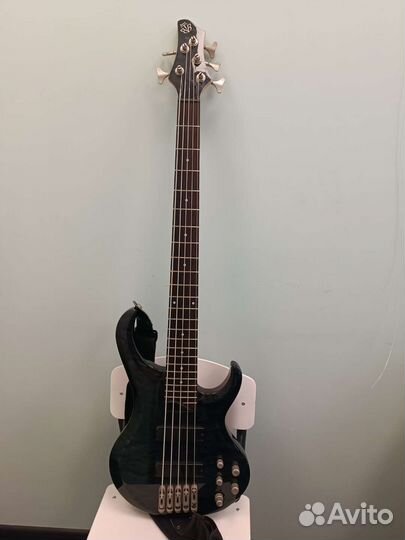 Бас гитара Ibanez BTB 405QM
