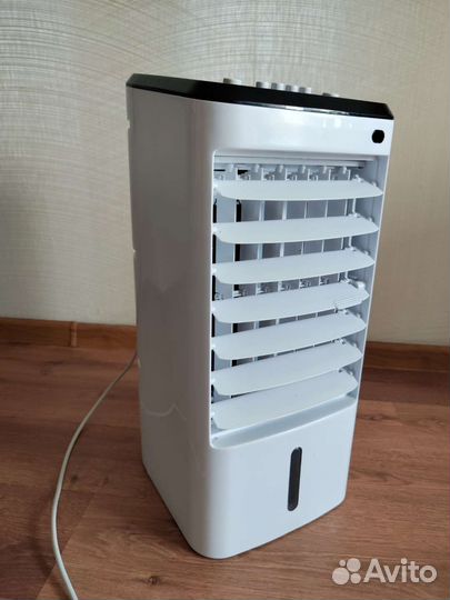 Напольный охладитель воздуха LK 65-60