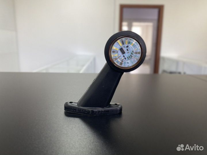 Указатель габарита бегающий 12-24V фг14 (рога)