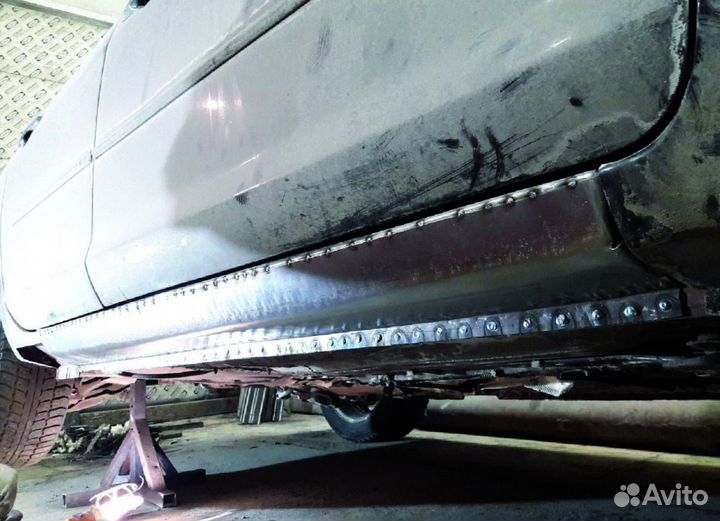 Порог Audi Q5 8R левый