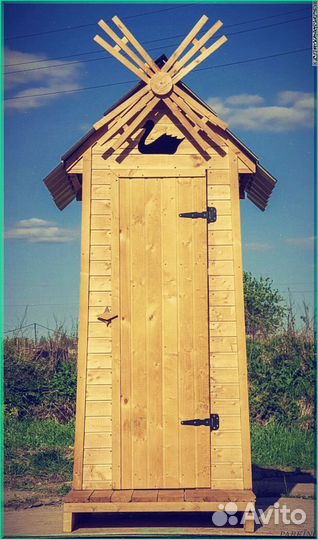 Уличный туалет с декором VDS