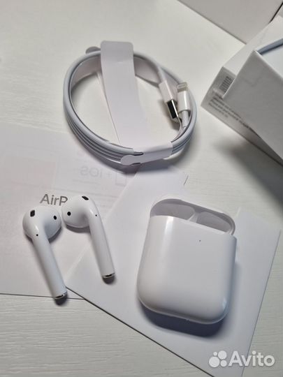 Беспроводные наушники новые