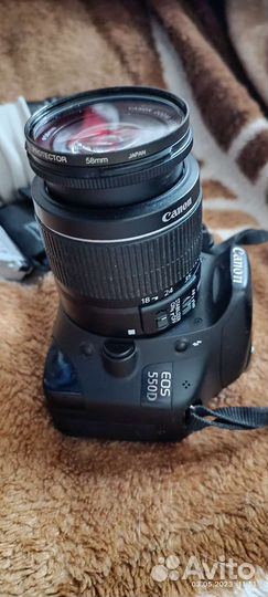 Комплект Зеркальный фотоаппарат canon 550d