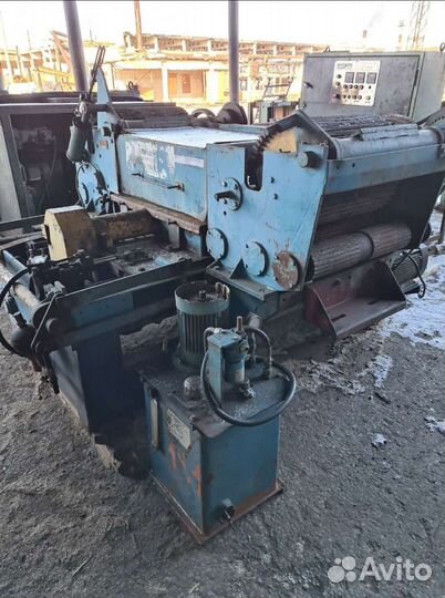 Станок кромкообрезной lindqvist