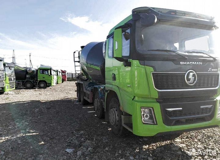 Автобетоносмеситель Shacman (Shaanxi) X3000, 2023