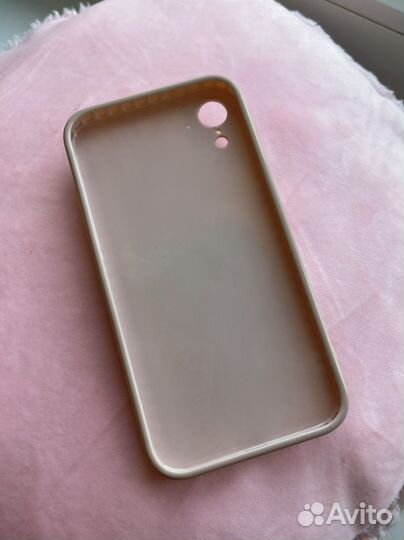 Чехол на iPhone