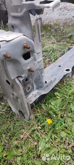 Передняя часть Toyota caldina 241-246