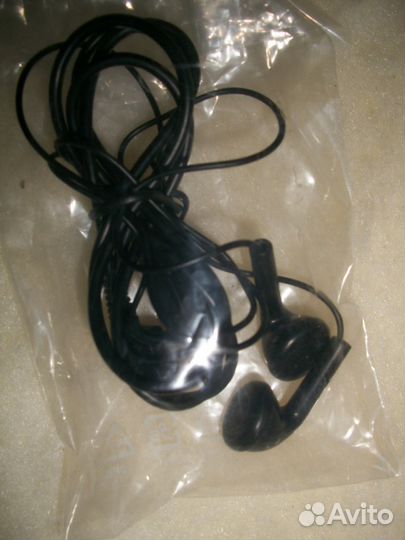 Новые наушники для сотовых телефонов