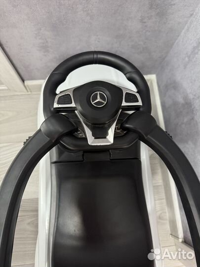 Машина толокар с ручкой