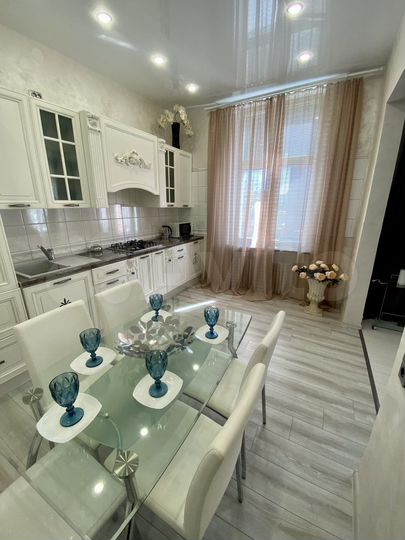 3-к. квартира, 93 м², 3/4 эт.