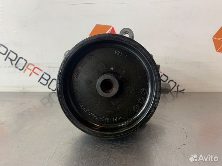 Насос гидроусилителя руля Mercedes S-Class W221