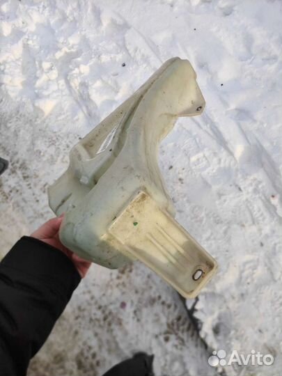 Бачок омывателя лобового стекла audi Q7