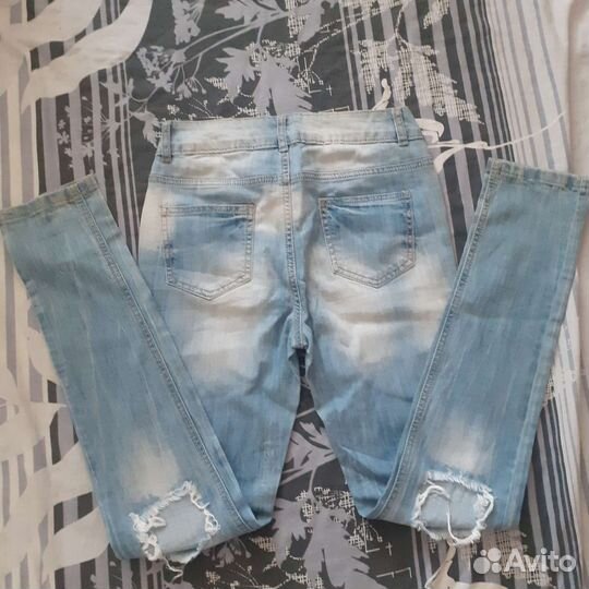 Джинсы