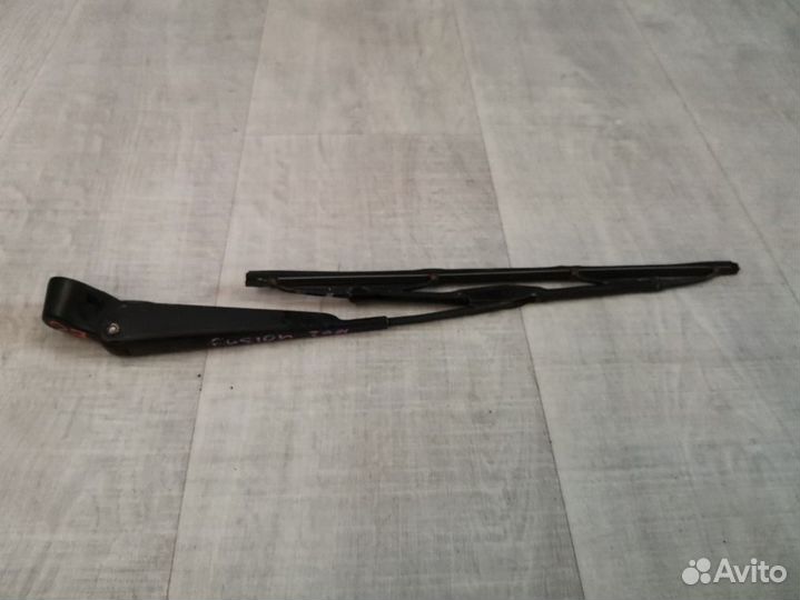Поводок стеклоочистителя задний Ford Fusion 1.6
