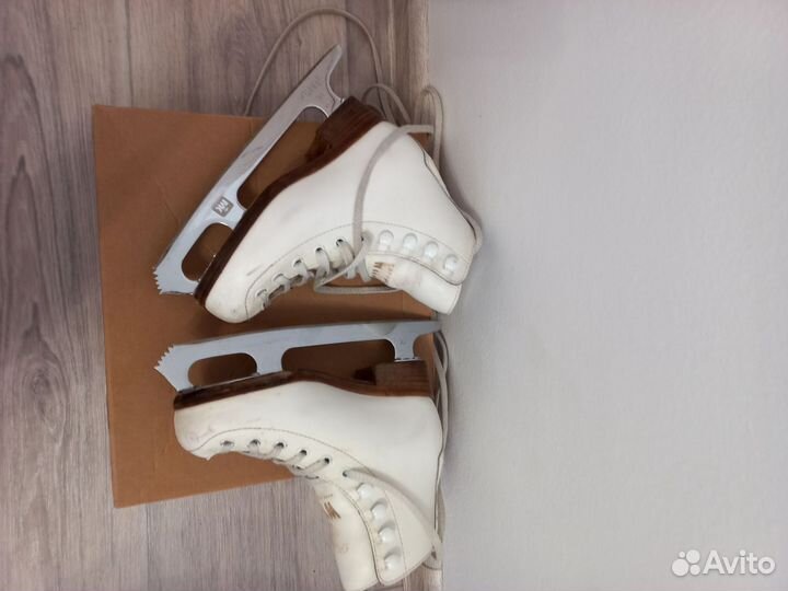 Фигурные коньки wifa prima 28 LL