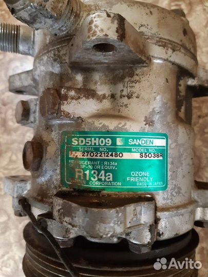 Компрессор кондиционера Suzuki Vitara 1.6 L 1997