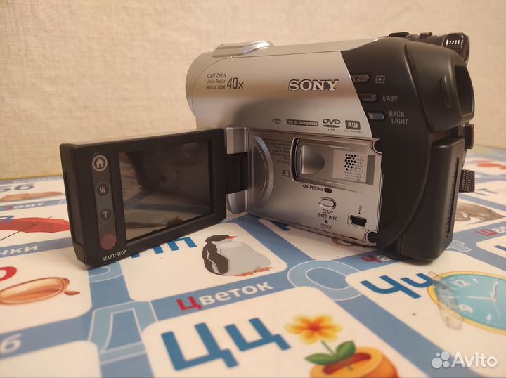 Видеокамера sony handycam