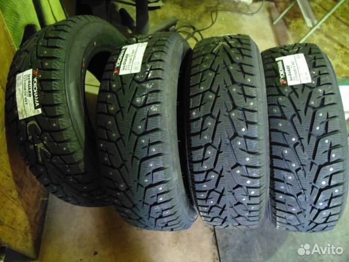 Yokohama Ice Guard Stud IG55 215/60 R16 99T