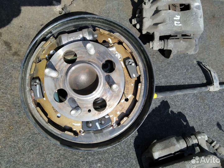 Передние суппорта Kia Rio x-line 2020 года