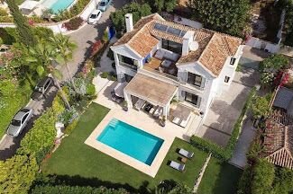 Дом 250 м² на участке 7,5 сот.