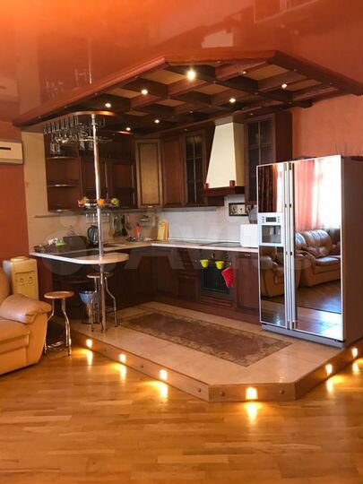 2-к. квартира, 80 м², 2/6 эт.