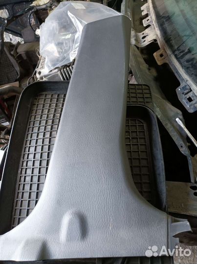 Мазда 323 BJ пластик салона