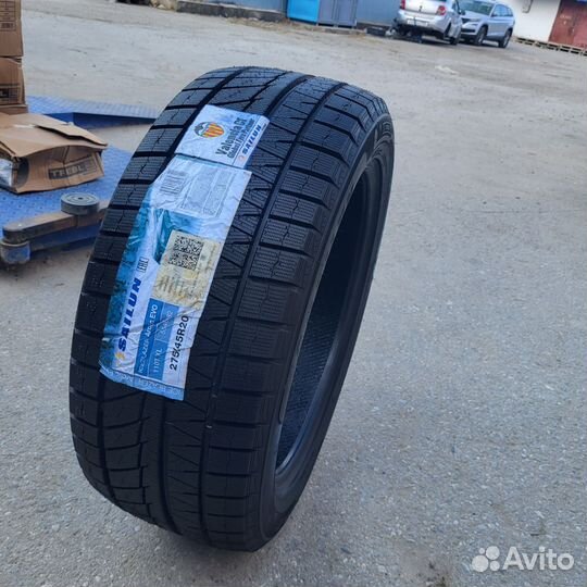 Sailun Ice Blazer Arctic EVO 275/45 R20 110T