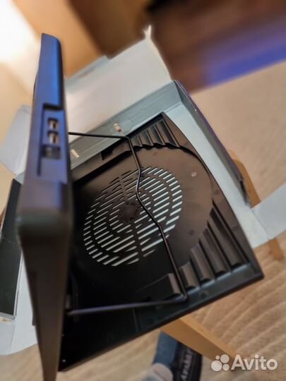 Подставка для охлаждения ноутбука