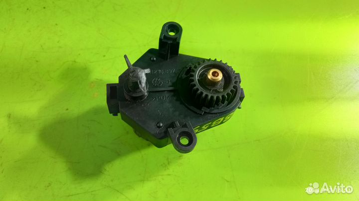 Сервопривод заслонки отопителя Renault Laguna 1