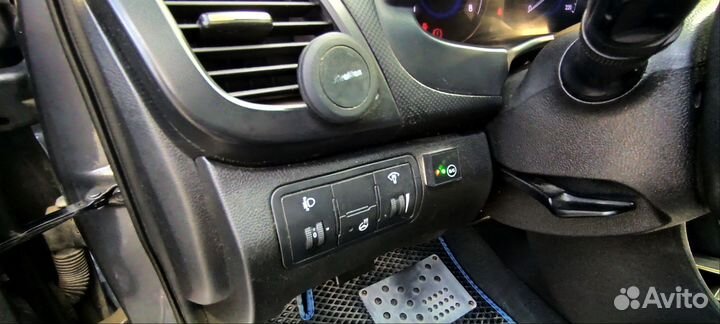 Hyundai Solaris 1.6 AT, 2015, 200 000 км