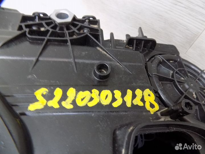 Фара левая BMW 7-Series