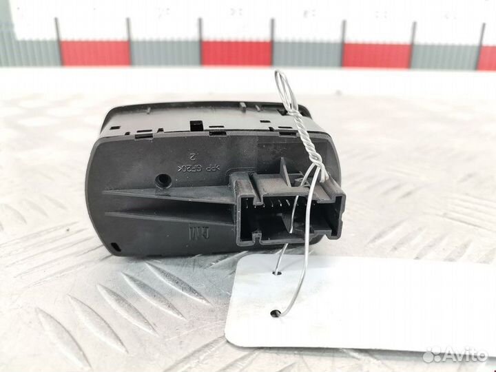 Блок управления стеклоподъемниками Opel Corsa