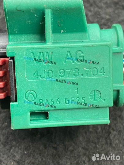 Разъем (фишка) проводки Porsche Taycan 2023