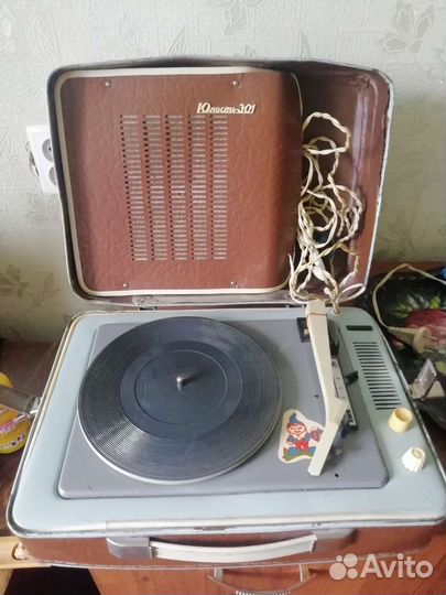 Проигрыватель пластинок 