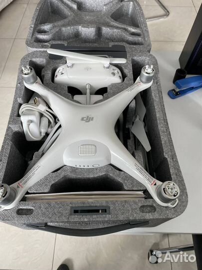 Квадрокоптер dji phantom 4